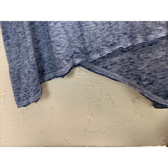 Sonoma Women's Blue Size Medium T-shirt Cutout Back Shark Bite Raw Hem - Picture 3 of 5